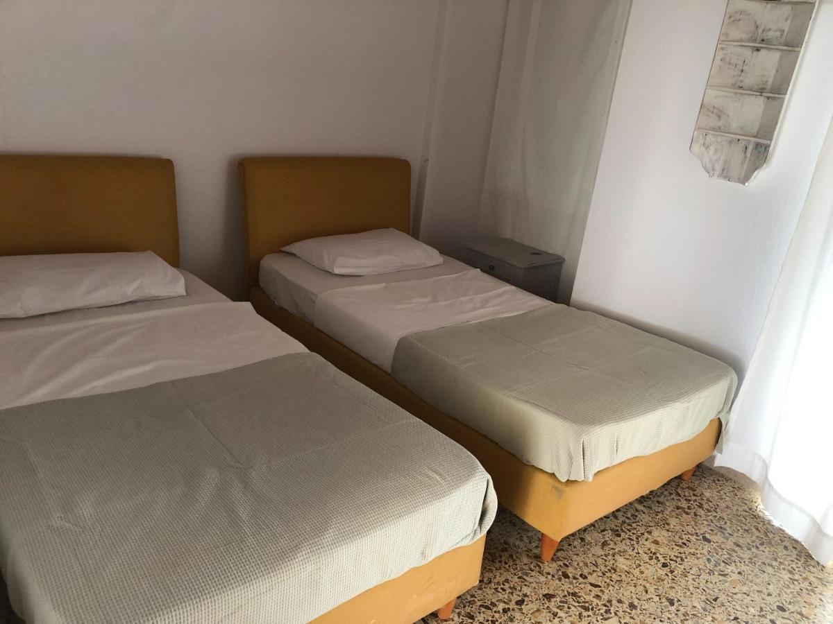Laluzaki Apartment Spetses Town ภายนอก รูปภาพ